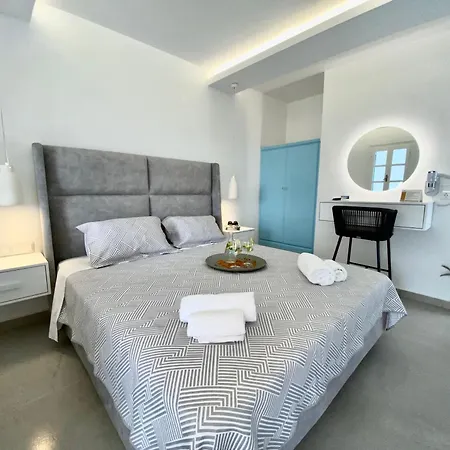 Διαμέρισμα Alykes & *