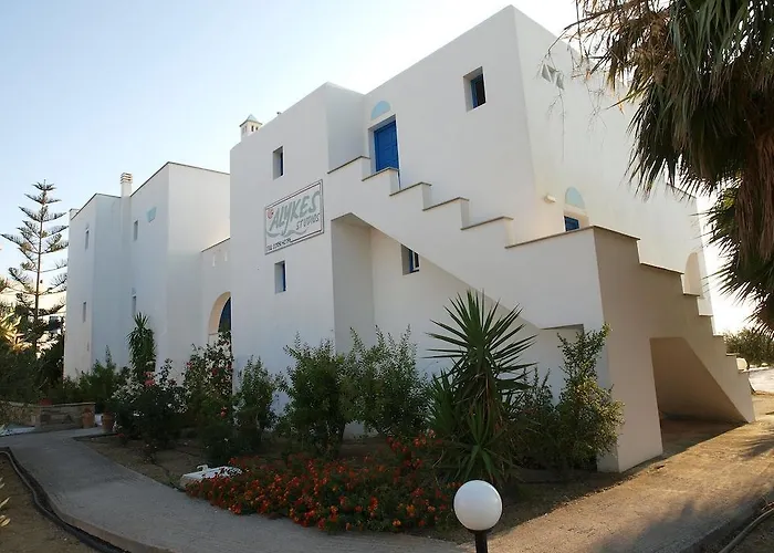 Alykes & Апартаменты *