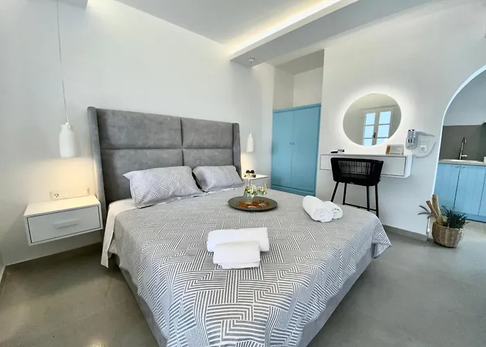 Апартаменты Alykes & *