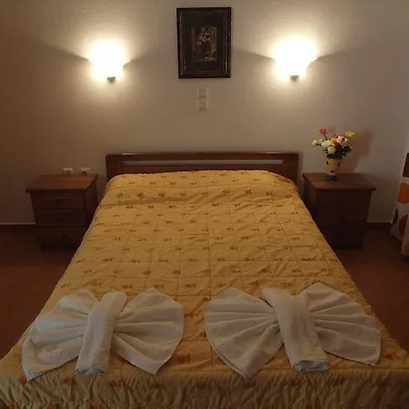 Alykes & Agios Prokopios (Naxos)